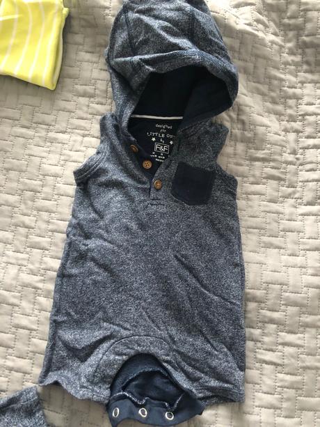 Balík oblečenia, 68