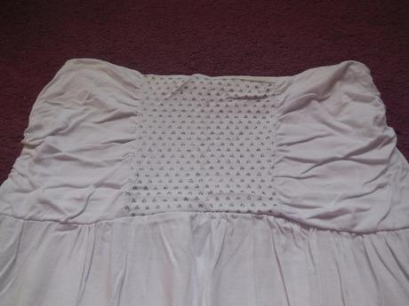 Biely predlženy top, s