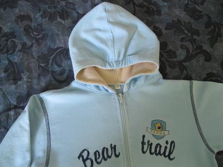 Bledomodrá mikina, 116