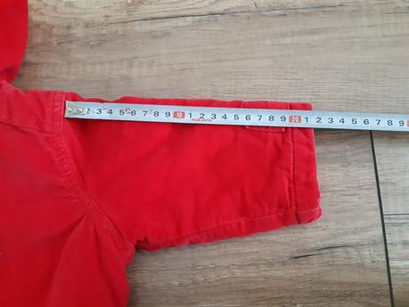 Červený kabatik, adams,86