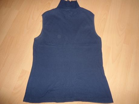 Tmavomodre tricko, m