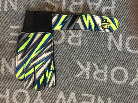 Fudbalove brankarske rukavice velkost 5, 