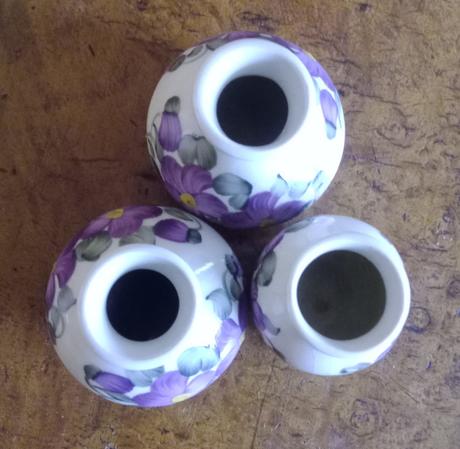 3 ručne maľované minidžbániky spolu,