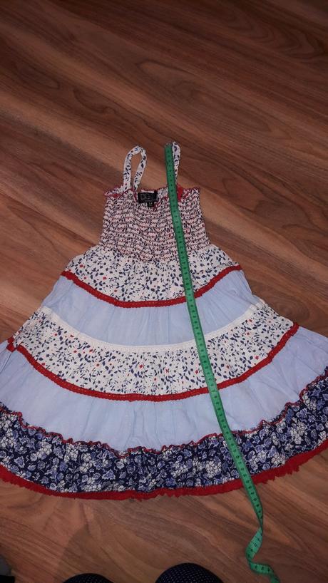 Šaty - top stav, točivé., 92