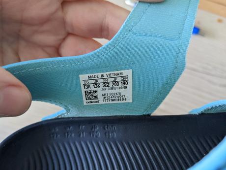 Adidas šlapky, sandále nemo, adidas,32