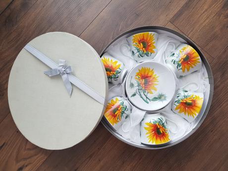 Šálky so slnečnicami, 