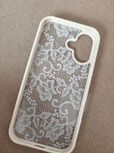 Obaly na iphone16, 