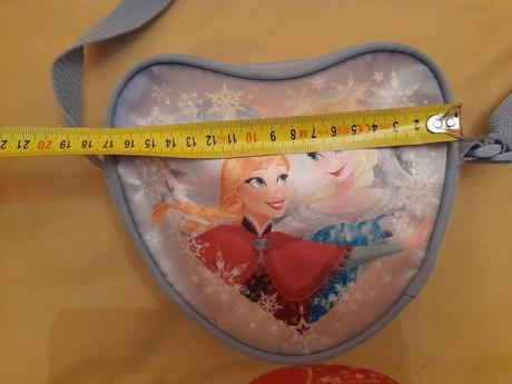 Kabelka frozen, takko