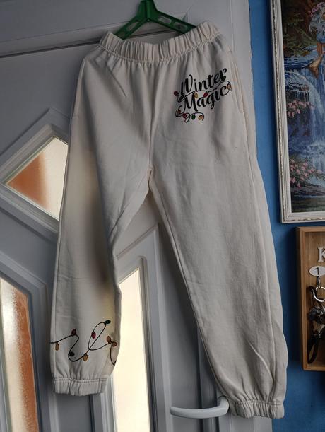 Pekné tepláky 152/158, sinsay,152