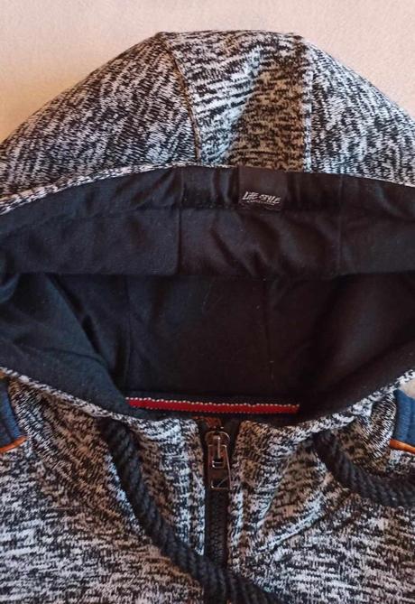 Chlapčenské mikiny, 152