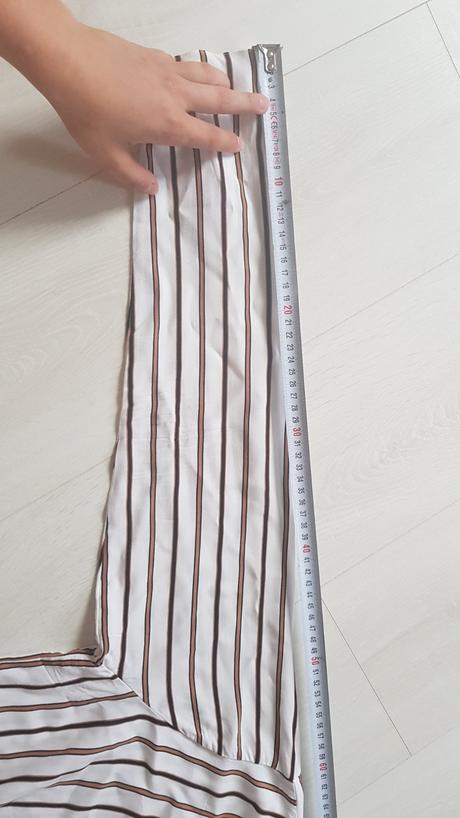 Pásikové blúzky, 38