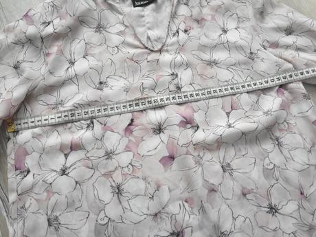 Kvetinková blúzka, 36