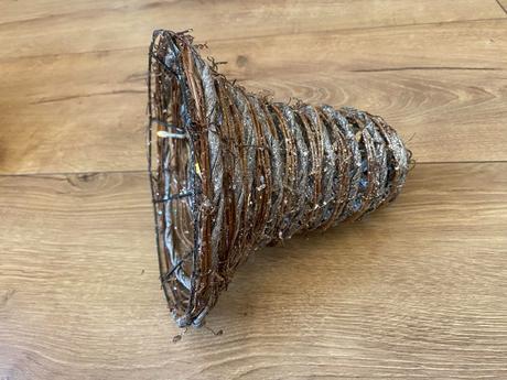 Prútený vianočný zvonček, 