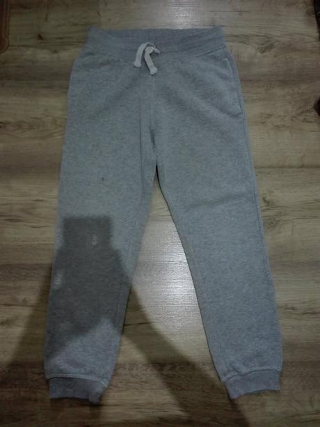 Chlapčenske tepláky, h&m,128