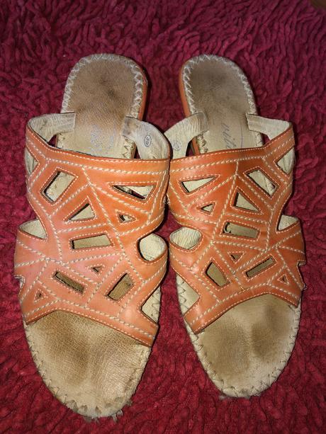 Dámske šľapky celokožené, 39