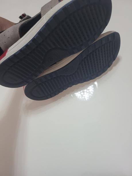 Kožene geox sandale, geox,37