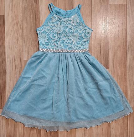 Slávnostné šaty, 110