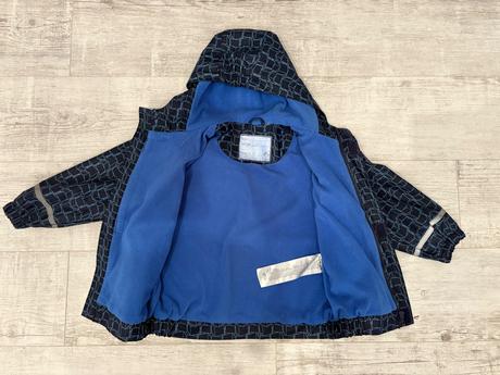 Bunda do dažďa, 110