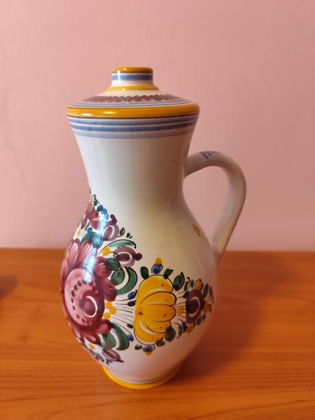 Dzban s uzkym hrdlom 26 cm vysoka, osobny odber, 