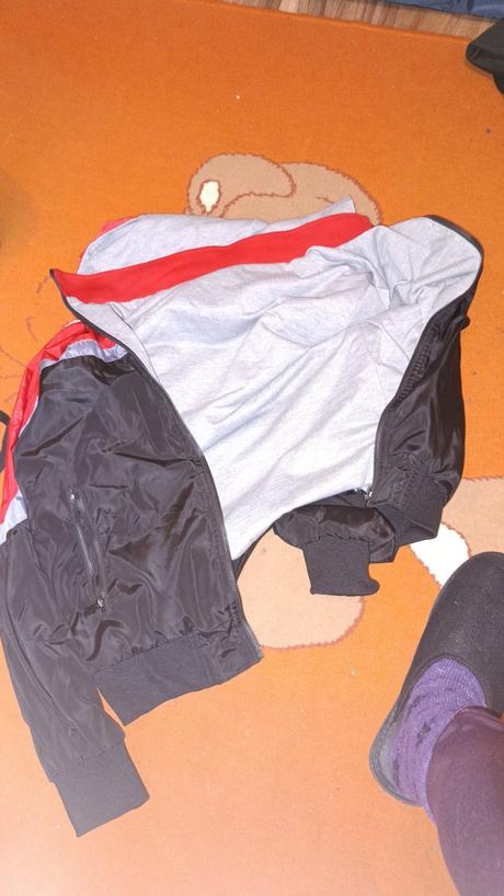 Obojstranná vetrovka, 164