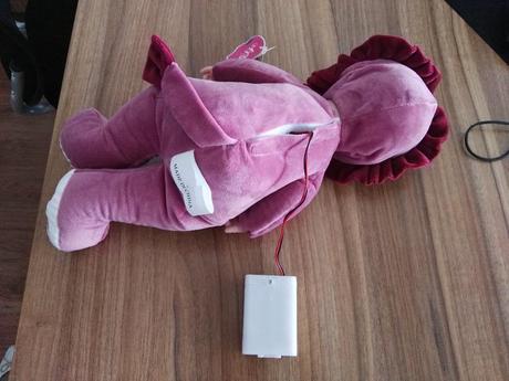 Reborn silikonova real babika s melodiou vel.38 cm,