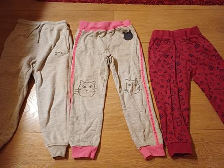 Tepláky ešte poslúžia 98-110, 104