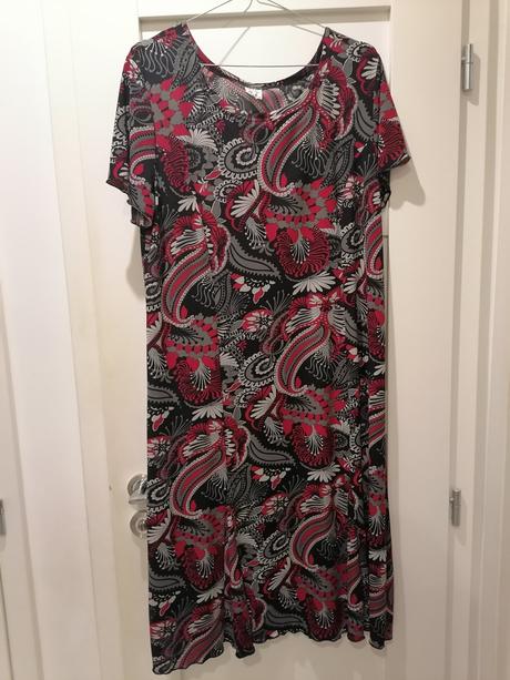 Talianske dámske šaty č. 44-48, 46