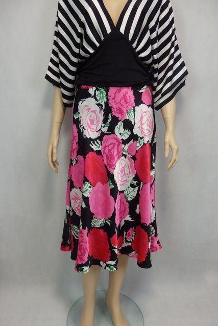 Luxusné hodvábne šaty, 40