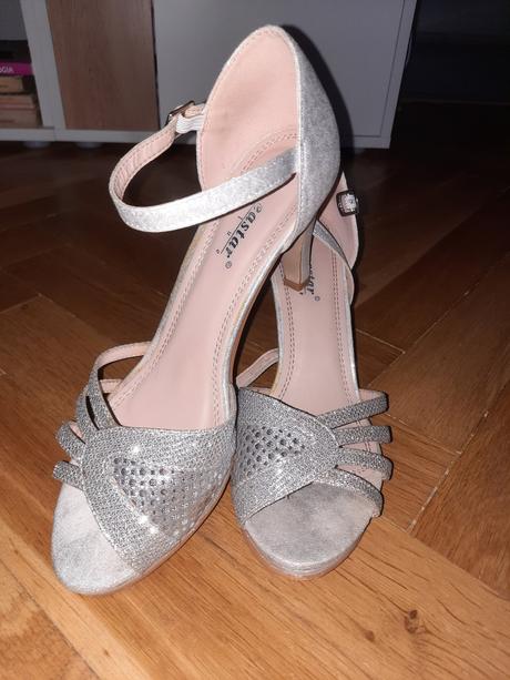 Krásne a pohodlné sandálky, 39