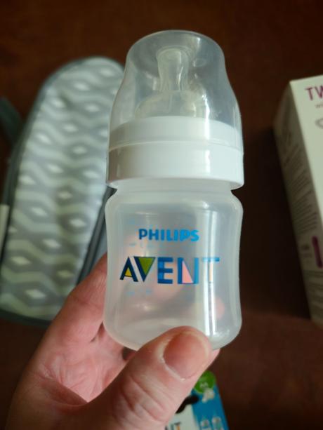 Fľašky, cumle na fľašku, sáčky na mlieko, termo na, 