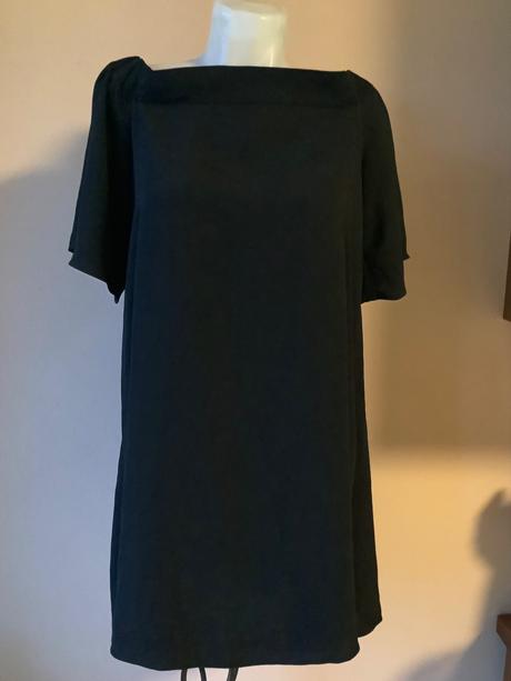 Krasne šaty, river island,38