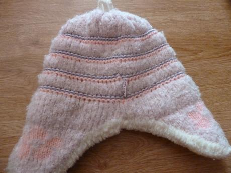 Dievčenská čiapočka, 122