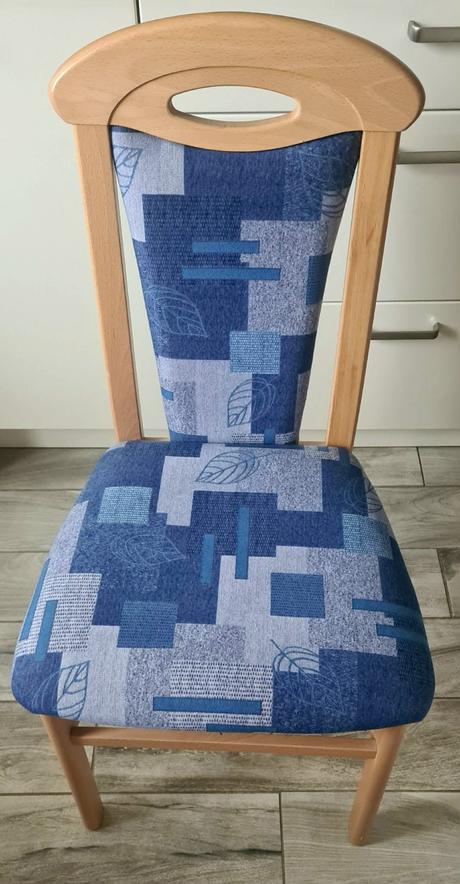 Čalúnená stolička, 