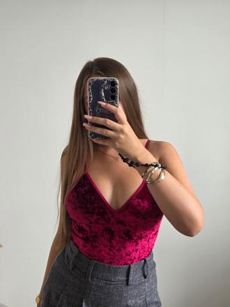 Body m, m