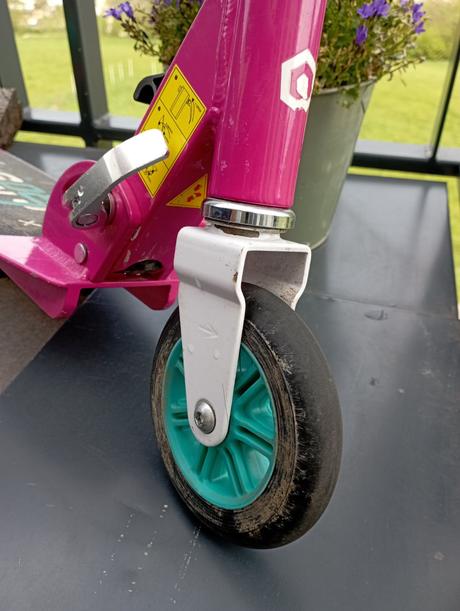 Kolobežka štvorec crisscross, 