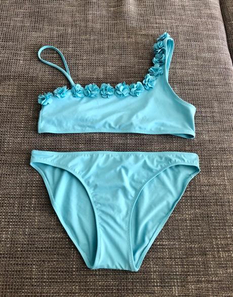 Modre kvietkove plavky, s