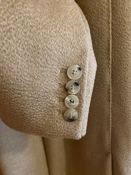 Elegantný vlnený kabát max mara č.42 a rukavice, 42