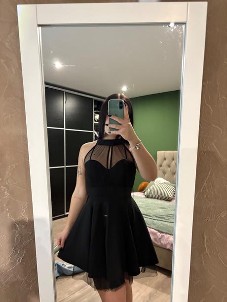 Spoločenské šaty, 38