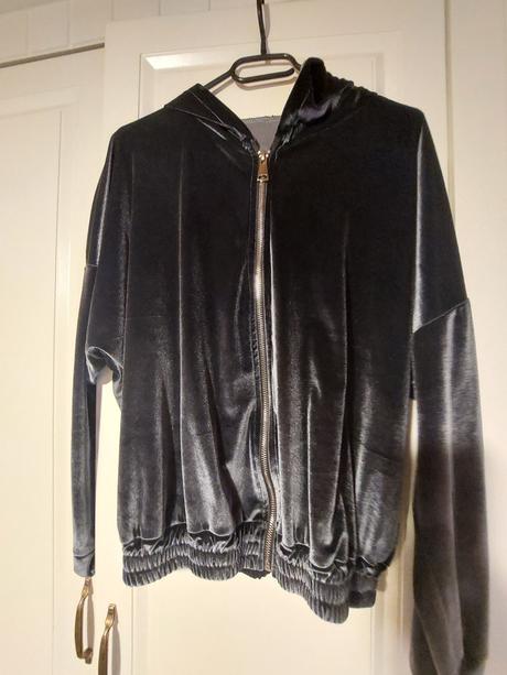 Teplakova suprava zamatová, s