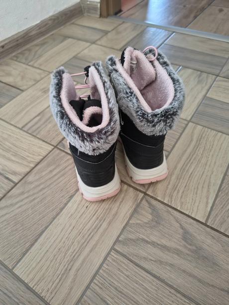 Snehule, pepperts,36