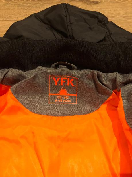 Bundička na zimu, 140