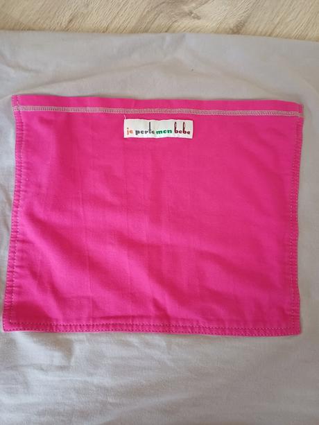 Elastická šatka je porte mon bebe, jpmb