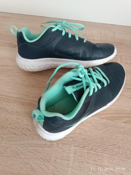 Tenisky, reebok,37