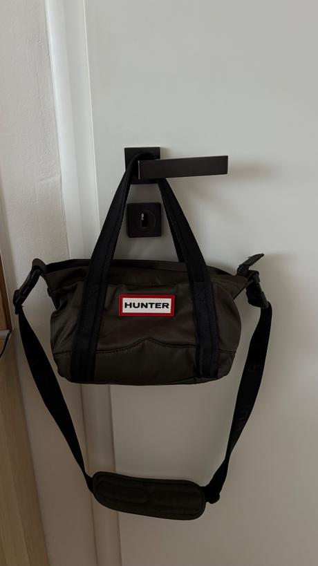 Kabelka zn. hunter,