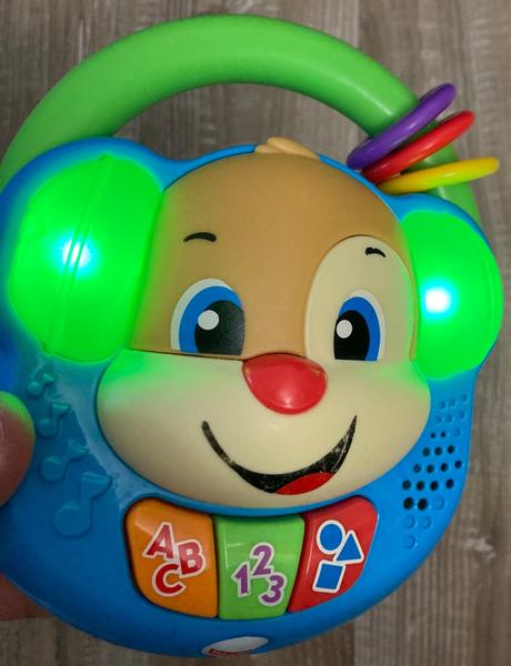 Fisher price zvukový hovoriaci psík, 