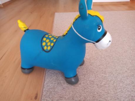 Gumený somárik na skákanie, 