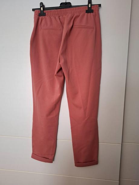 Set dámskych elegantných nohavíc, s