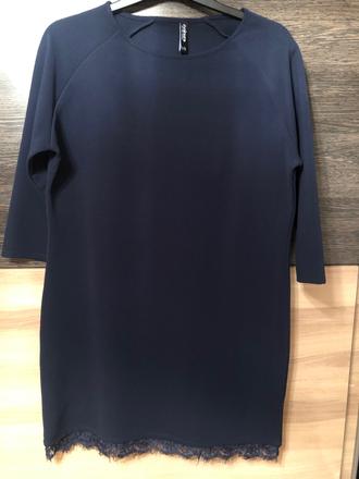 Tmavomodre saty s cipkou l, l