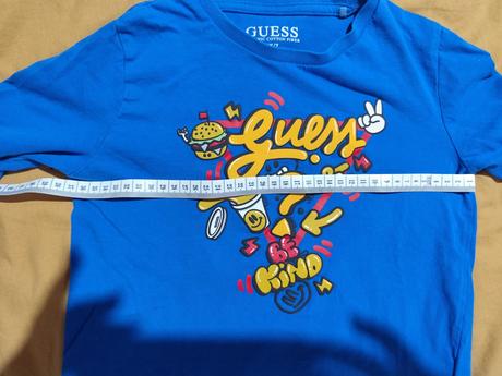 Tričká guess, guess,122