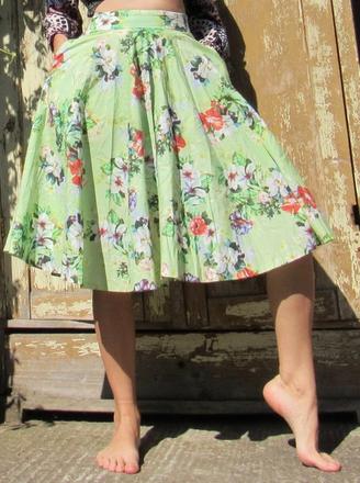 Široká kvetinková sukienka, zara,xs